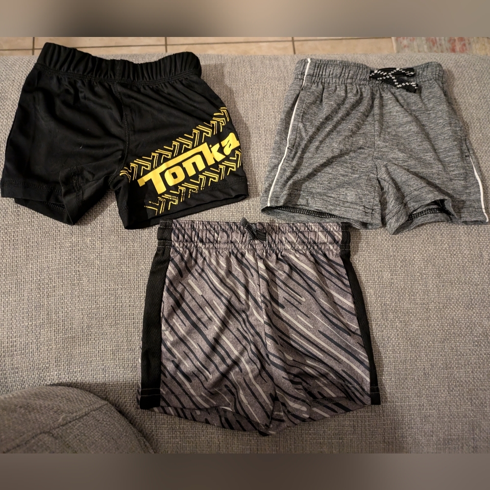 Assorted 3 Pack Of Jumping Beans Active Shorts!!